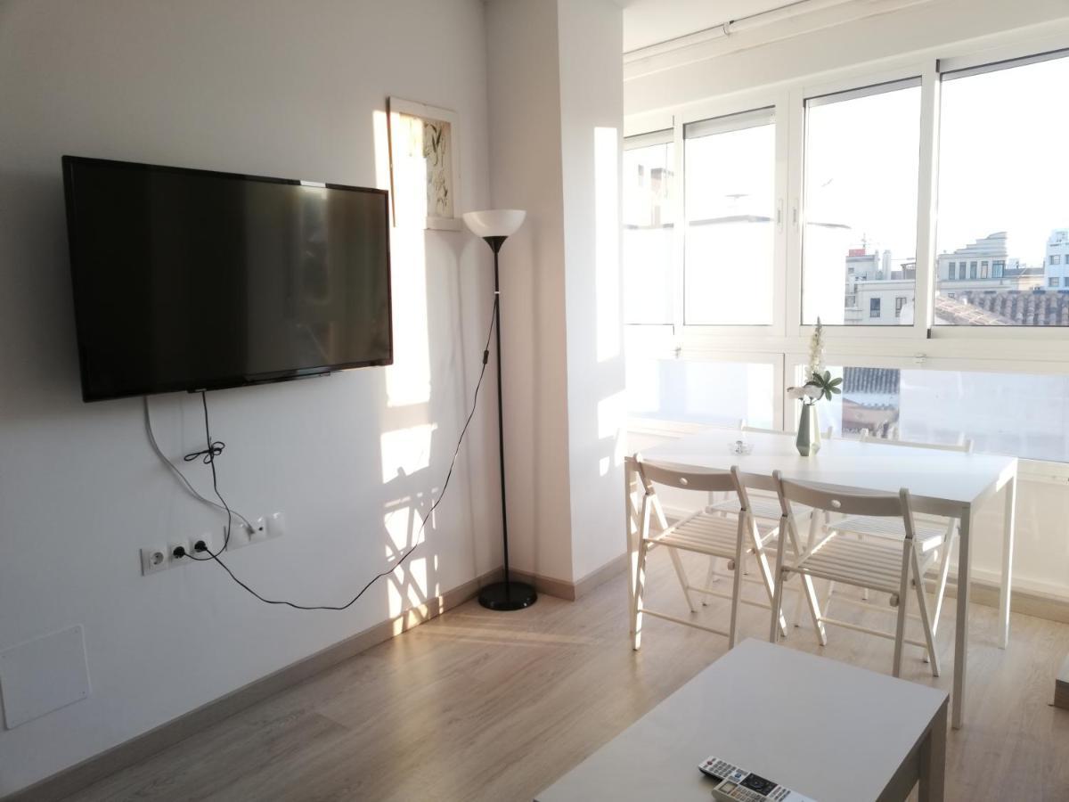 Апартаменты Apartamento Con Encanto 'Larios Street Ii' Малага Экстерьер фото