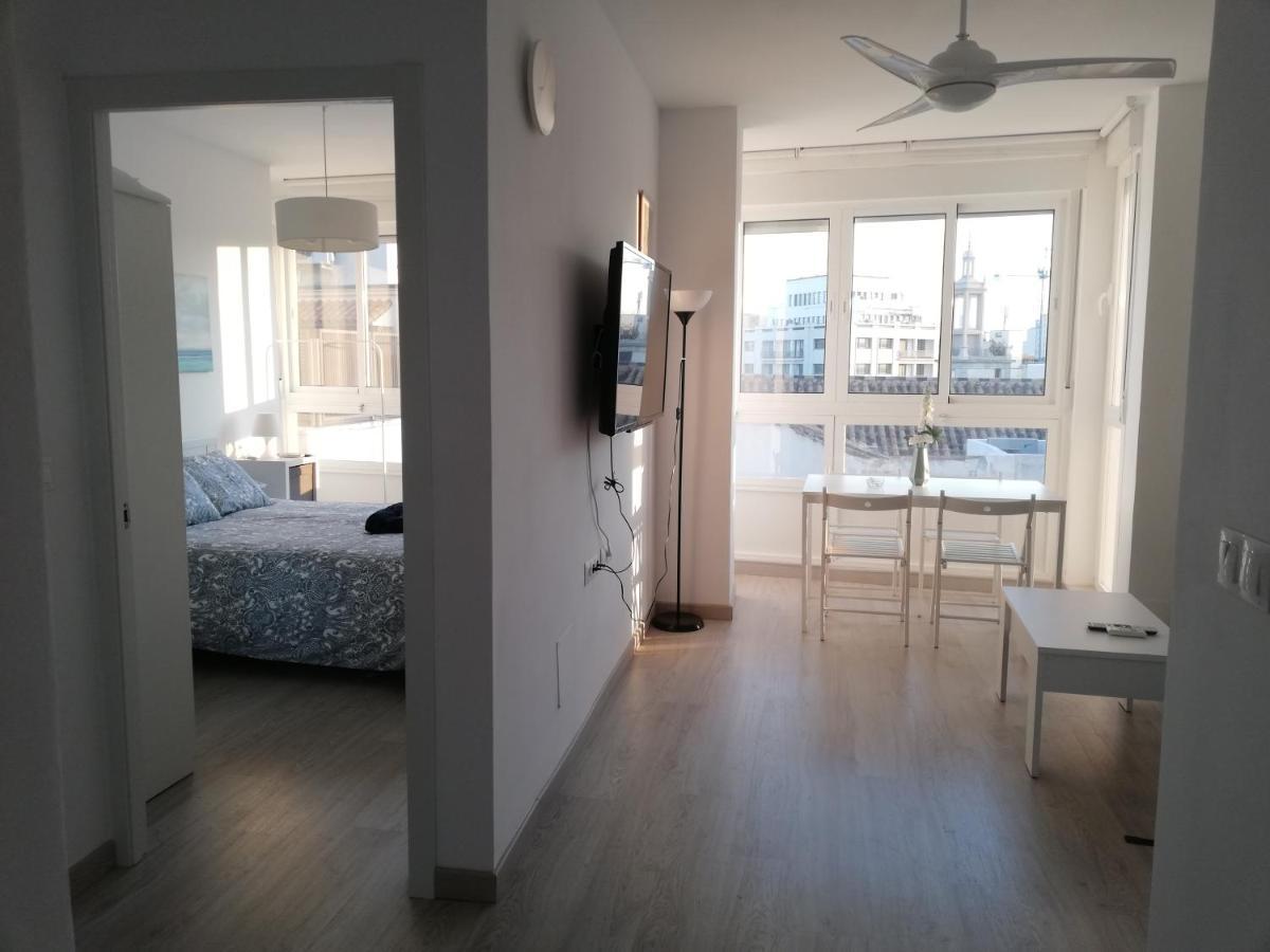 Апартаменты Apartamento Con Encanto 'Larios Street Ii' Малага Экстерьер фото